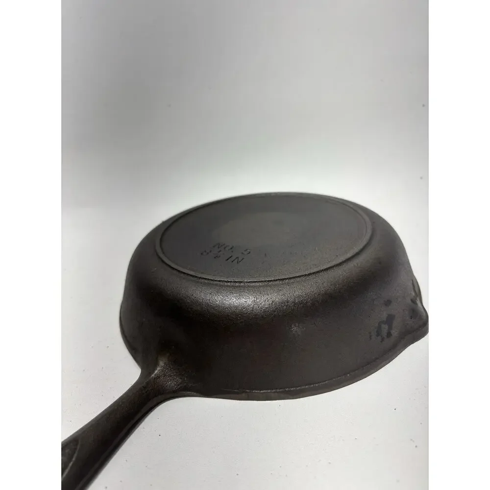 Vintage Cast Iron Skillet No 5 8 1/8” Heat Ring Restored USA
